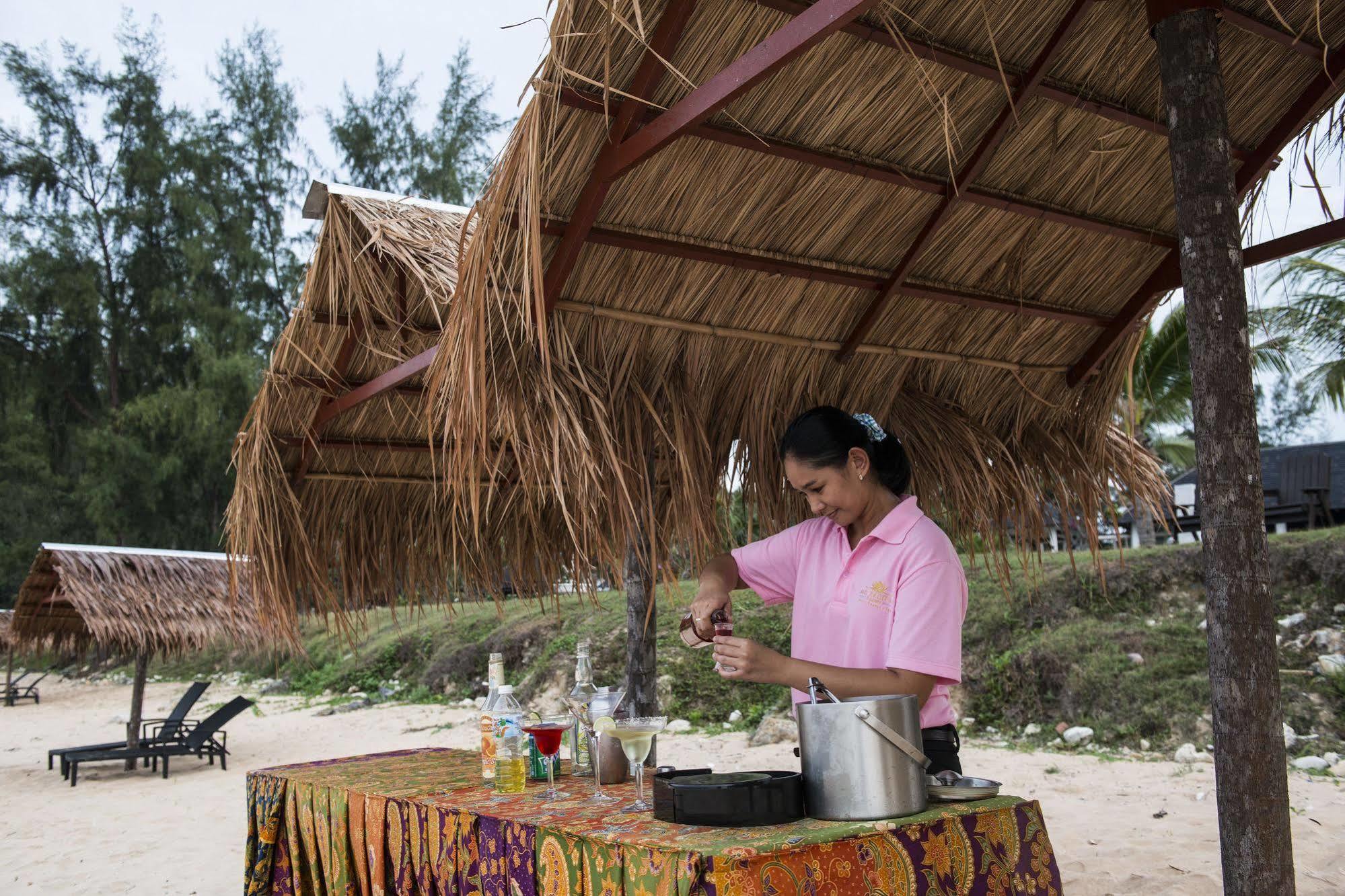Sari Pacifica Resort & Spa, Sibu Island, Johor Pulau Sibu Zewnętrze zdjęcie